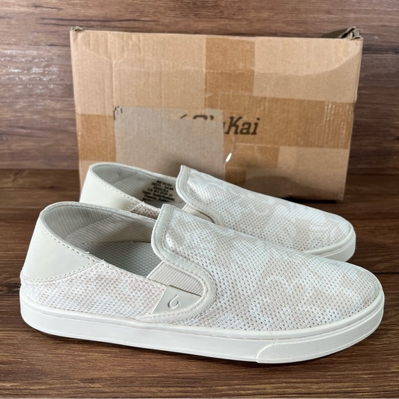 Olukai NEW Peheua White Slip-On Sneakers Loafers Women’s Size 5 Shoes Sneakers - Picture 8 of 8